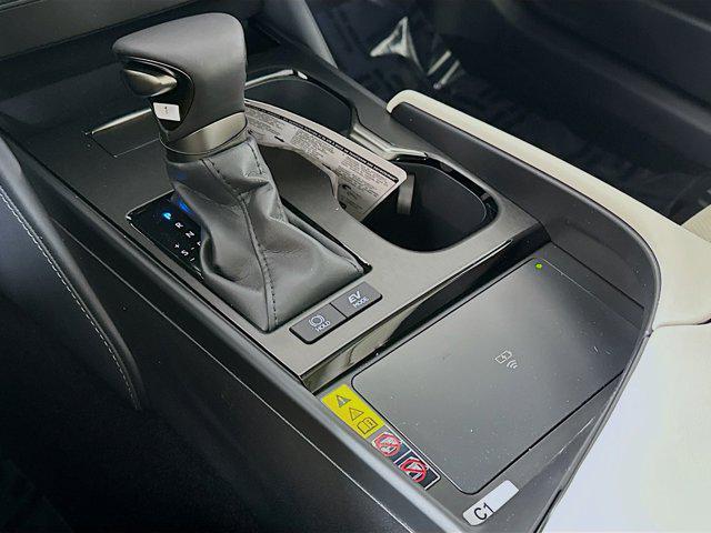 new 2025 Lexus ES 300h car, priced at $50,489