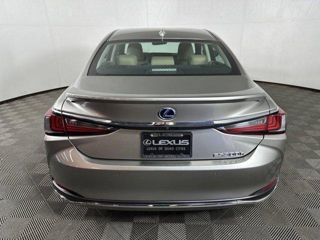 used 2020 Lexus ES 300h car, priced at $32,946