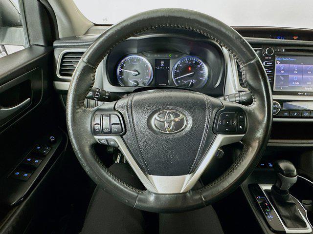 used 2014 Toyota Highlander car, priced at $15,691