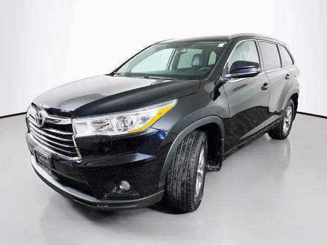 used 2014 Toyota Highlander car, priced at $15,691