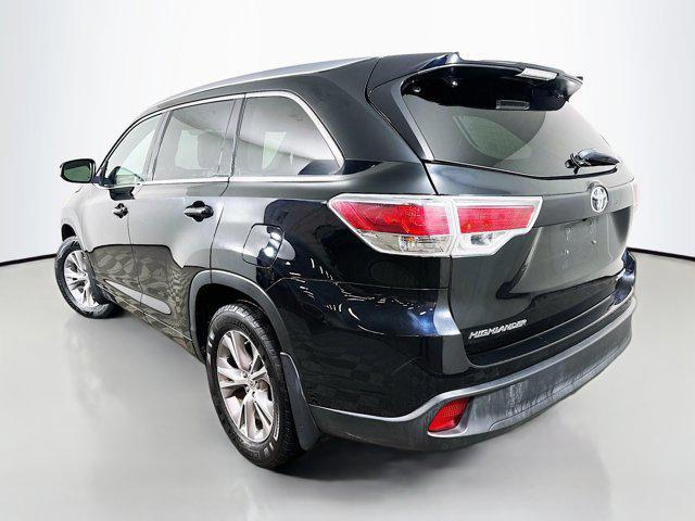 used 2014 Toyota Highlander car, priced at $15,691