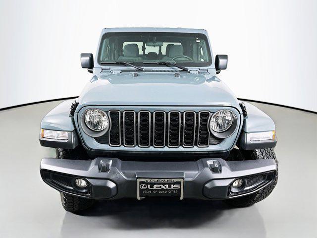 used 2025 Jeep Gladiator car, priced at $38,327
