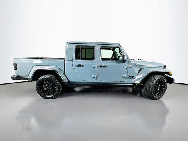 used 2025 Jeep Gladiator car, priced at $38,327