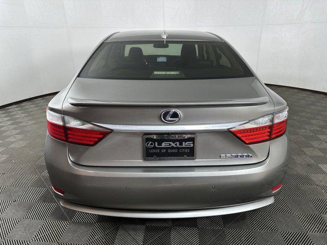 used 2015 Lexus ES 300h car, priced at $13,998