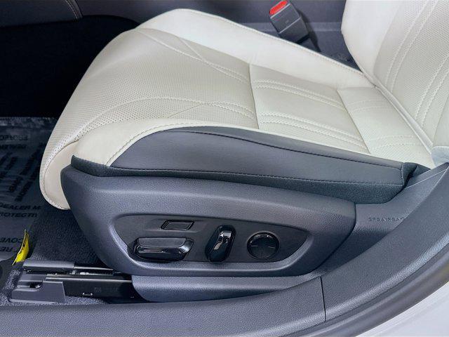 new 2025 Lexus ES 350 car, priced at $56,250