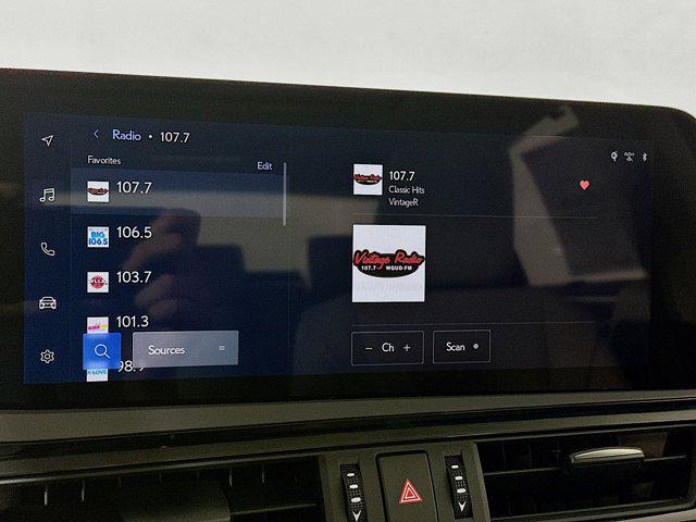 new 2025 Lexus ES 350 car, priced at $56,250