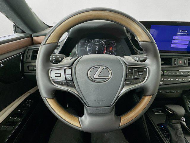 new 2025 Lexus ES 350 car, priced at $56,250