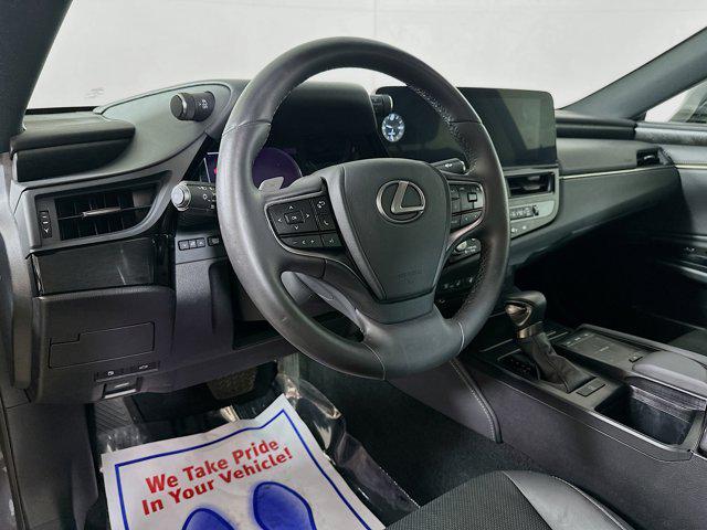 used 2022 Lexus ES 350 car, priced at $31,359