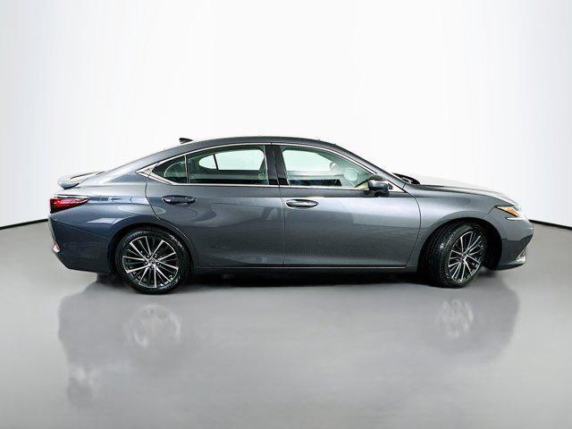 used 2022 Lexus ES 350 car, priced at $31,359