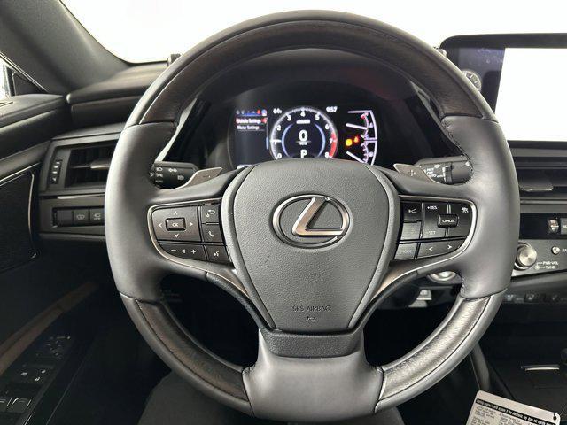 new 2025 Lexus ES 350 car, priced at $54,634