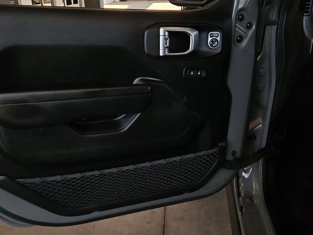 used 2023 Jeep Gladiator car, priced at $37,406