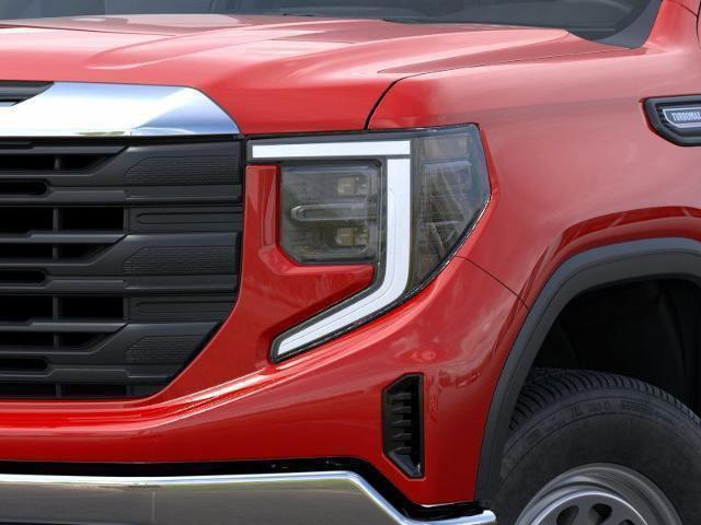 new 2025 GMC Sierra 1500 car, priced at $47,585