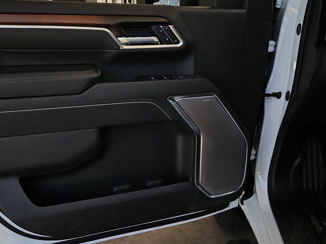 used 2025 GMC Sierra 2500 car, priced at $77,819