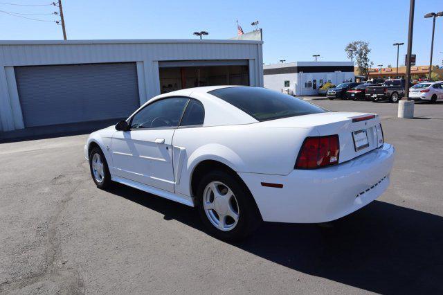 used 2003 Ford Mustang car