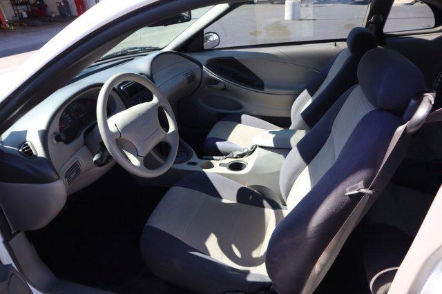 used 2003 Ford Mustang car