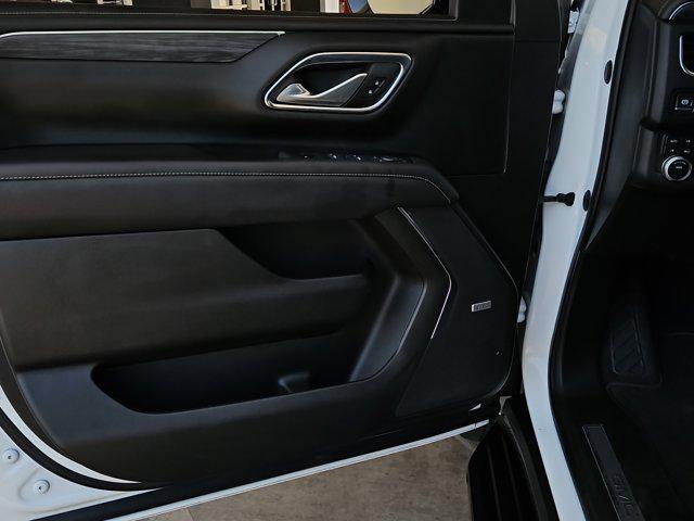 used 2022 GMC Yukon car, priced at $51,141