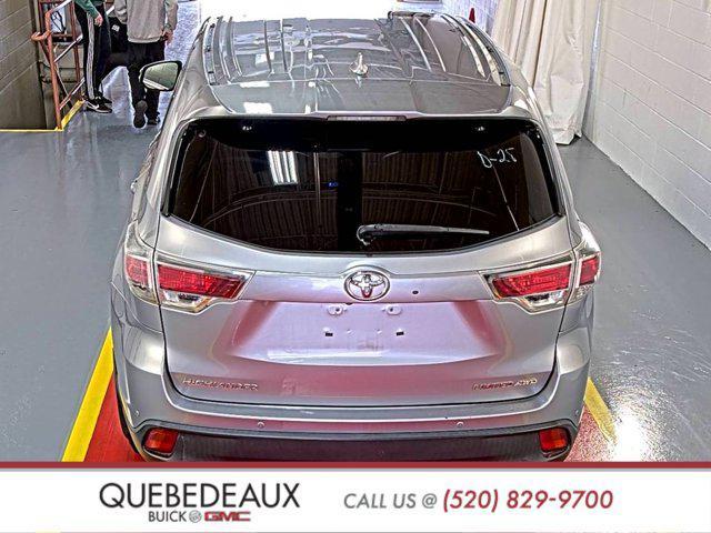 used 2015 Toyota Highlander car, priced at $19,637