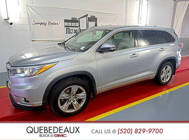 used 2015 Toyota Highlander car, priced at $19,637