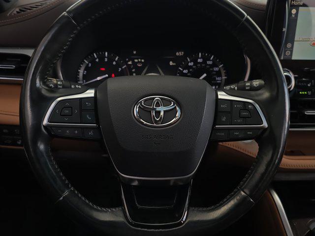 used 2021 Toyota Highlander car, priced at $34,992