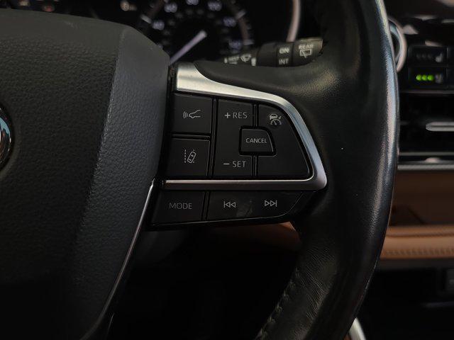 used 2021 Toyota Highlander car, priced at $34,992