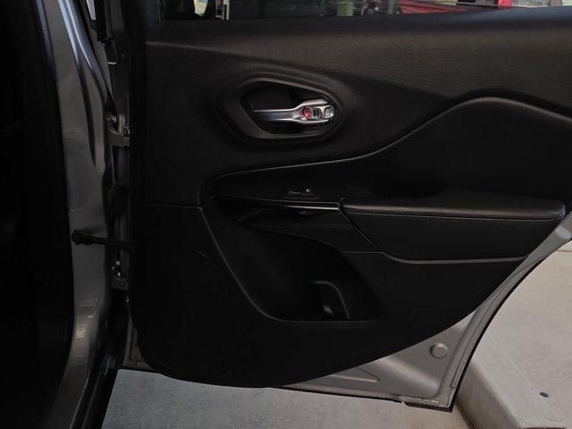 used 2020 Jeep Cherokee car, priced at $15,492