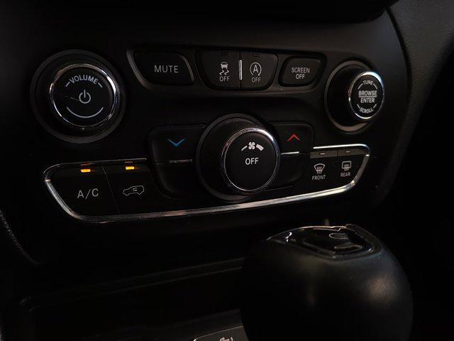 used 2020 Jeep Cherokee car, priced at $15,492