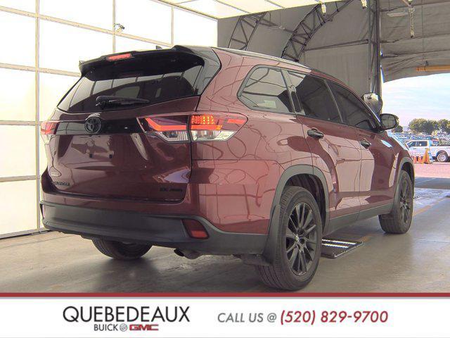 used 2019 Toyota Highlander car, priced at $25,704