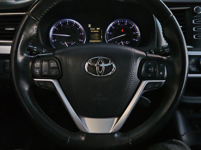 used 2019 Toyota Highlander car, priced at $25,593