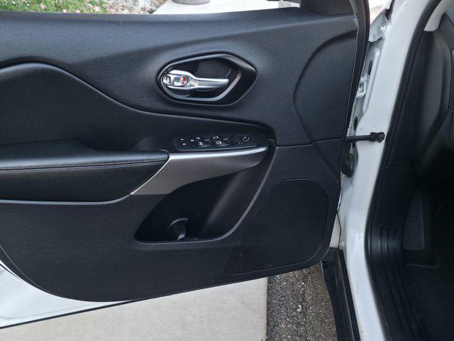 used 2020 Jeep Cherokee car, priced at $14,491