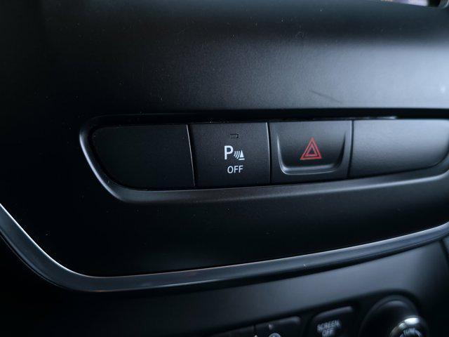 used 2020 Jeep Cherokee car, priced at $14,491