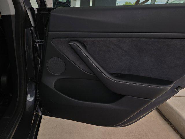 used 2021 Tesla Model 3 car, priced at $31,586