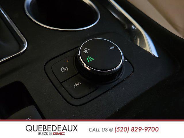 used 2022 Chevrolet Traverse car, priced at $32,548