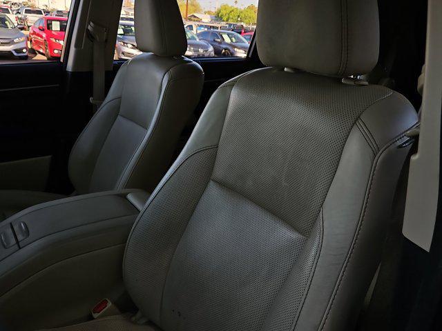 used 2016 Toyota Highlander car, priced at $18,222