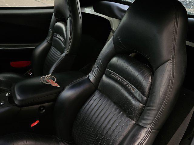 used 2000 Chevrolet Corvette car, priced at $15,995