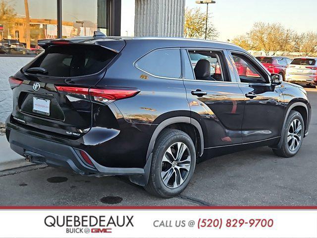 used 2020 Toyota Highlander car, priced at $25,880