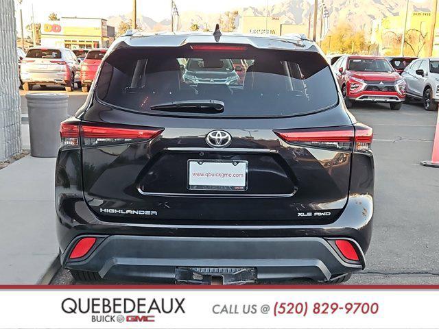 used 2020 Toyota Highlander car, priced at $25,880