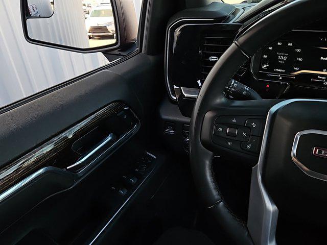 used 2023 GMC Sierra 1500 car, priced at $38,622