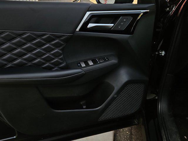 used 2024 Mitsubishi Outlander car, priced at $27,964