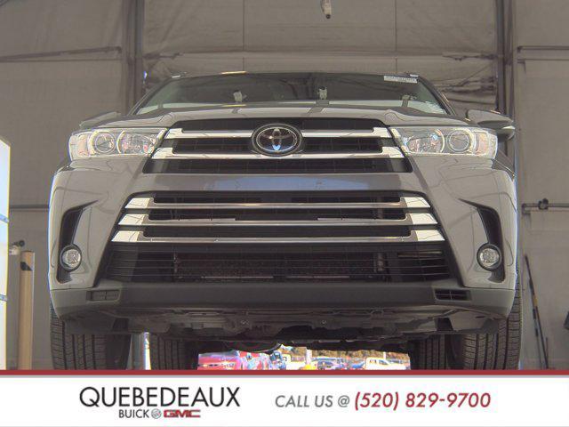 used 2019 Toyota Highlander car, priced at $26,667