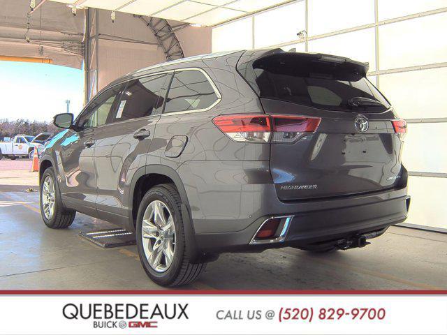 used 2019 Toyota Highlander car, priced at $26,667