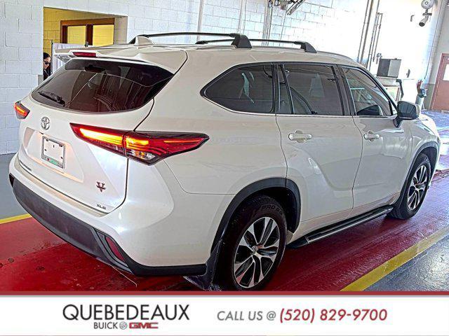 used 2021 Toyota Highlander car, priced at $31,266