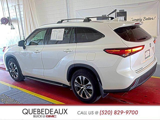 used 2021 Toyota Highlander car, priced at $31,266