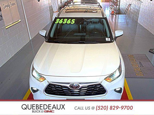 used 2021 Toyota Highlander car, priced at $31,266