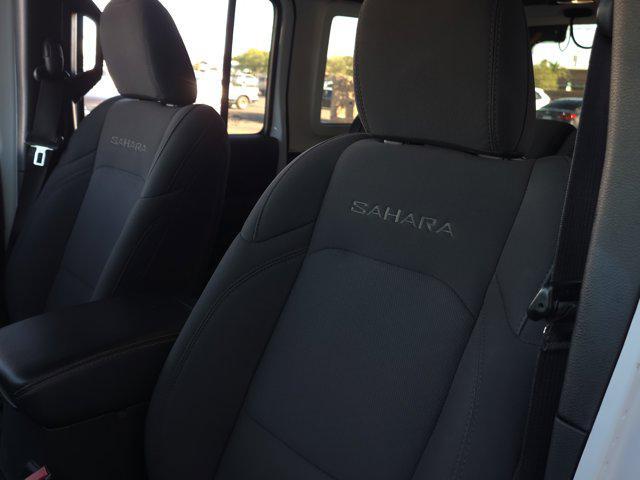 used 2022 Jeep Wrangler Unlimited car, priced at $27,991