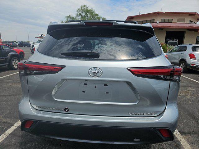 used 2020 Toyota Highlander car, priced at $28,061