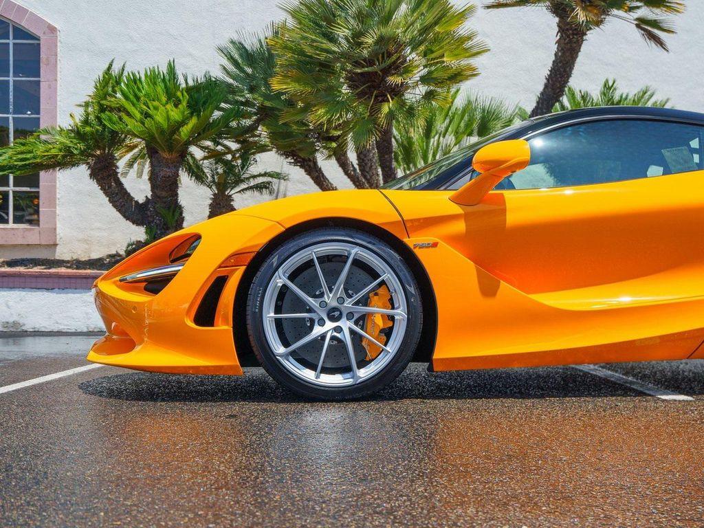 new 2025 McLaren 750S car, priced at $373,680