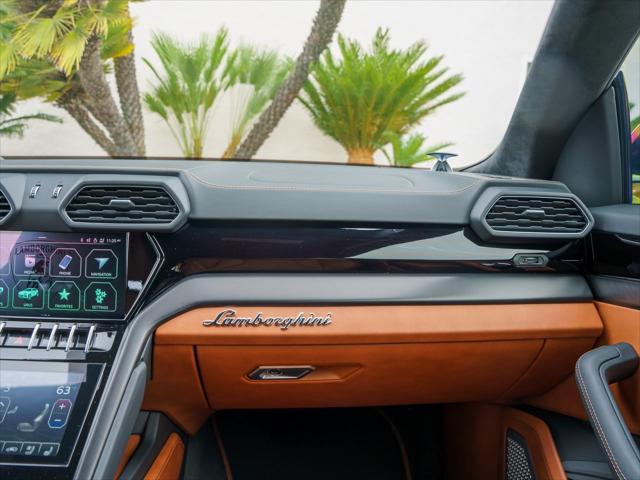 used 2022 Lamborghini Urus car, priced at $229,995