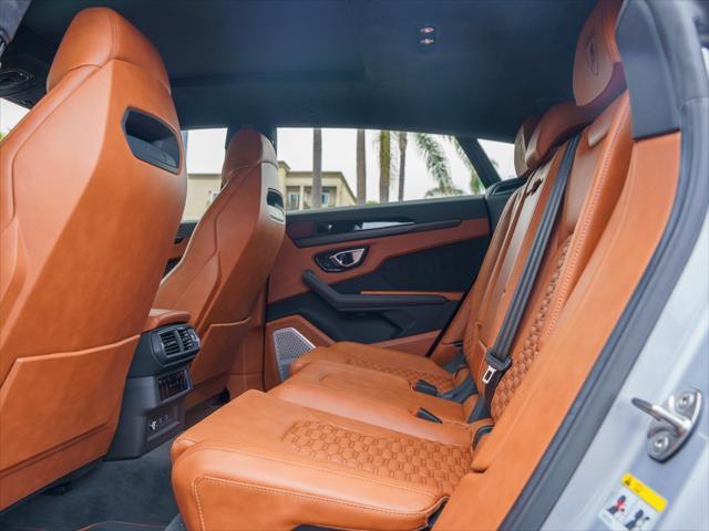 used 2022 Lamborghini Urus car, priced at $229,995