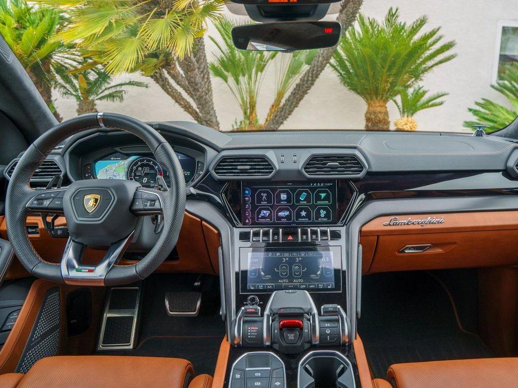 used 2022 Lamborghini Urus car, priced at $218,990