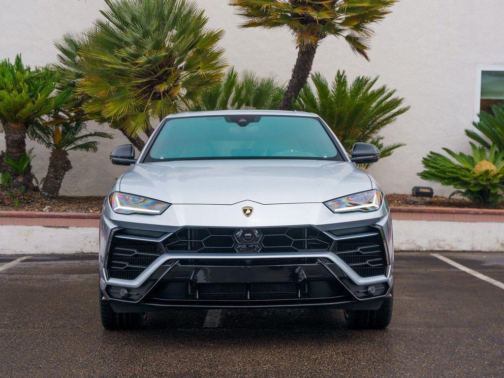 used 2022 Lamborghini Urus car, priced at $218,990